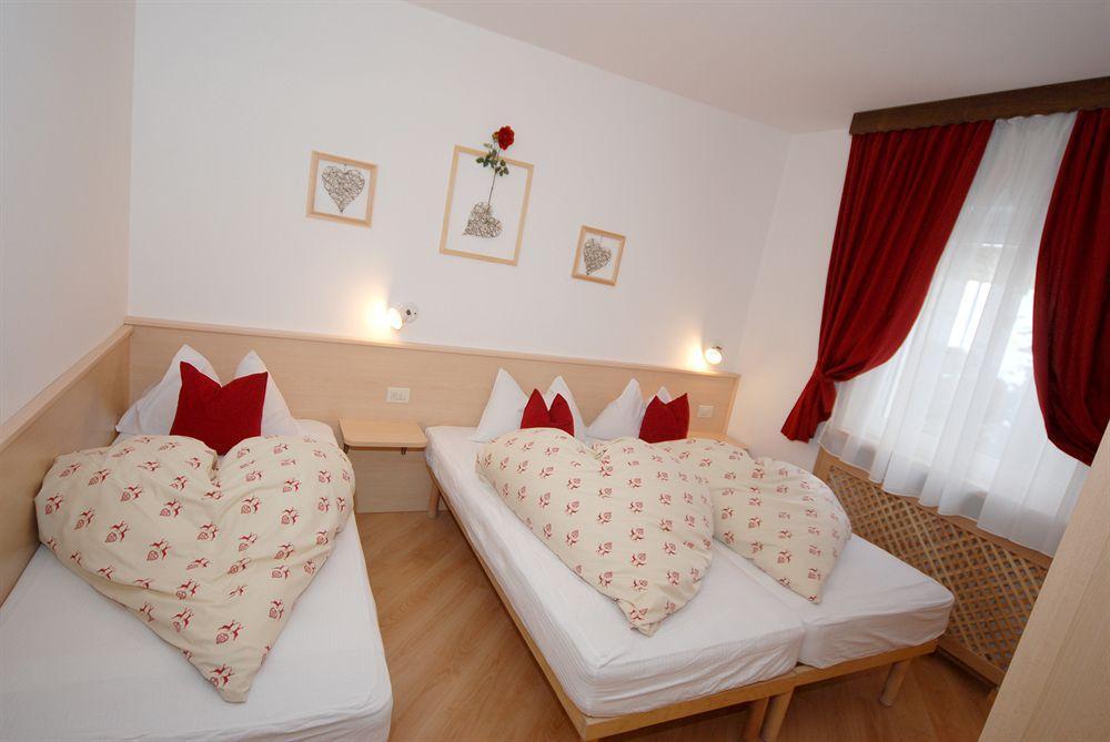 Mason La Zondra Aparthotel Vigo di Fassa Ngoại thất bức ảnh